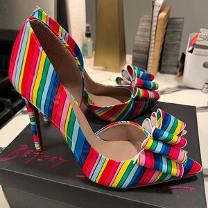 Betsey Johnson Prince Pumps (NIB)